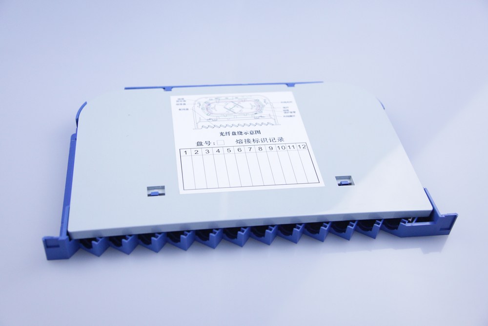 <b>12芯一體化托盤</b>